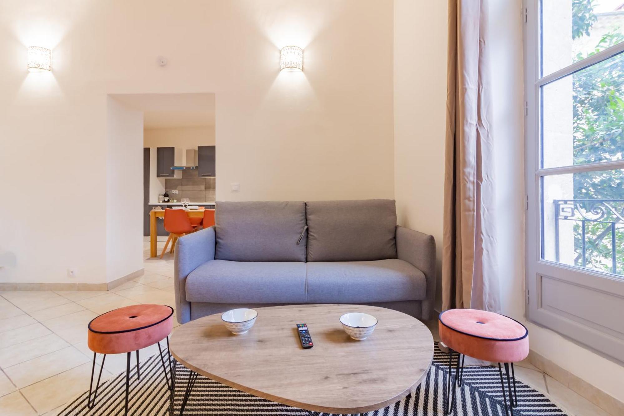 Spacieux Appartement En Plein Coeur De Безье Экстерьер фото